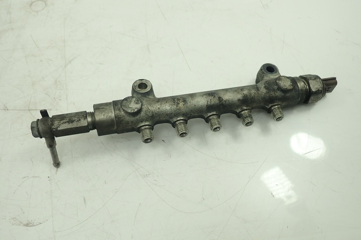 фото №2, Subaru legacy iv 2.0d планка впрыскивающий форсунка