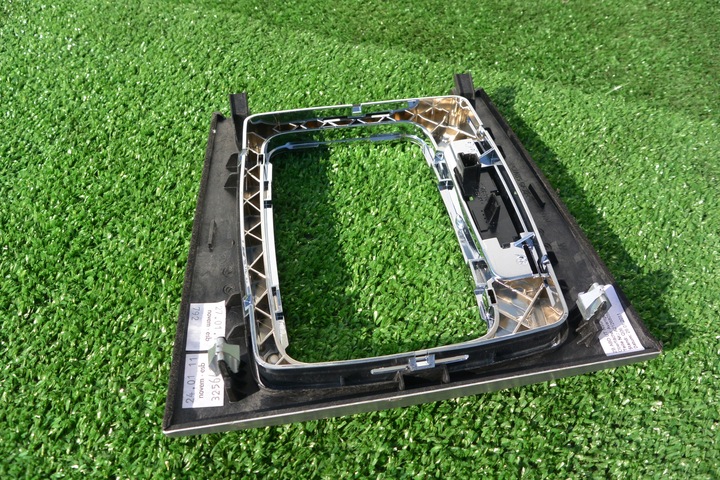 фото №6, Рамка захист важіль перемикання передач mercedes-benz w212 avantgarda