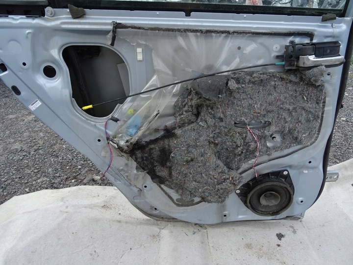 фото №9, Toyota corolla e12 ix hb дверь левый зад задние