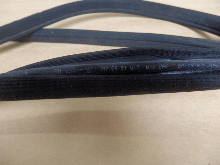 фото №5, Mercedes w204 прокладка двері ліві праві перед