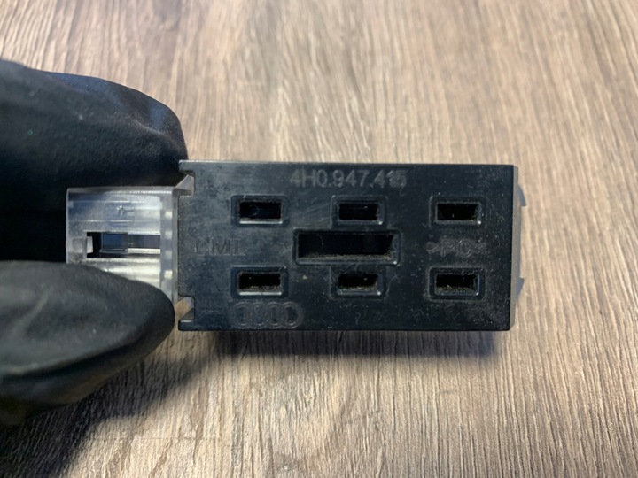 фото №2, Лампа led audi a8 d4 4h0947415