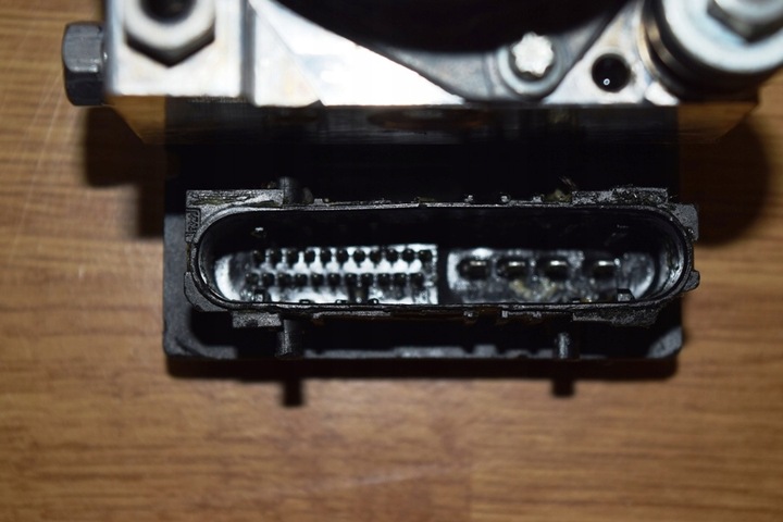 фото №10, Насос тормозная abs peugeot 308 citroen c4 rok2010