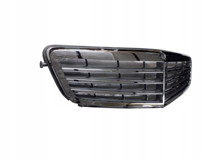 фото №1, Решётка решётка радиатора mercedes c класс w204 07-11 хром