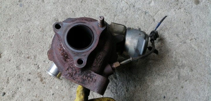 фото №5, Hyundai i30 ii 1.6 crdi turbosprężarka 23201-2a701