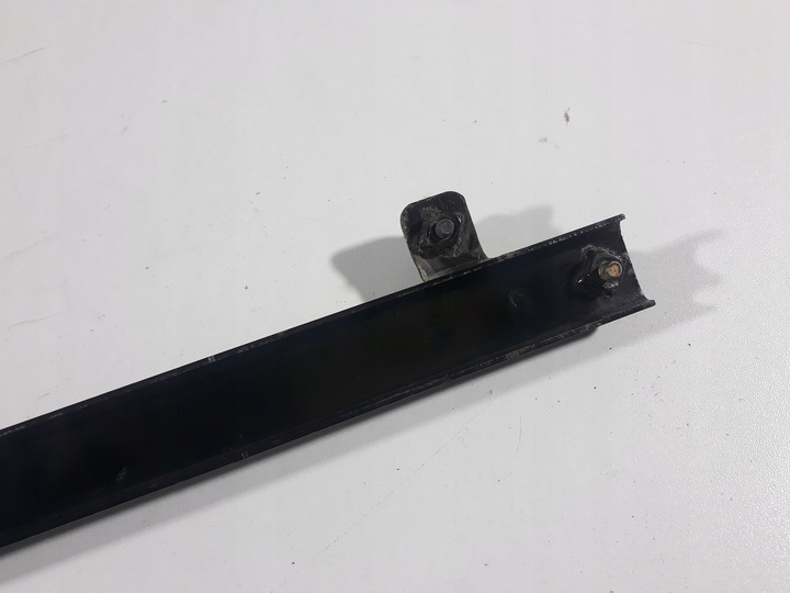 фото №11, Infiniti q50 16r- кріплення радіатор