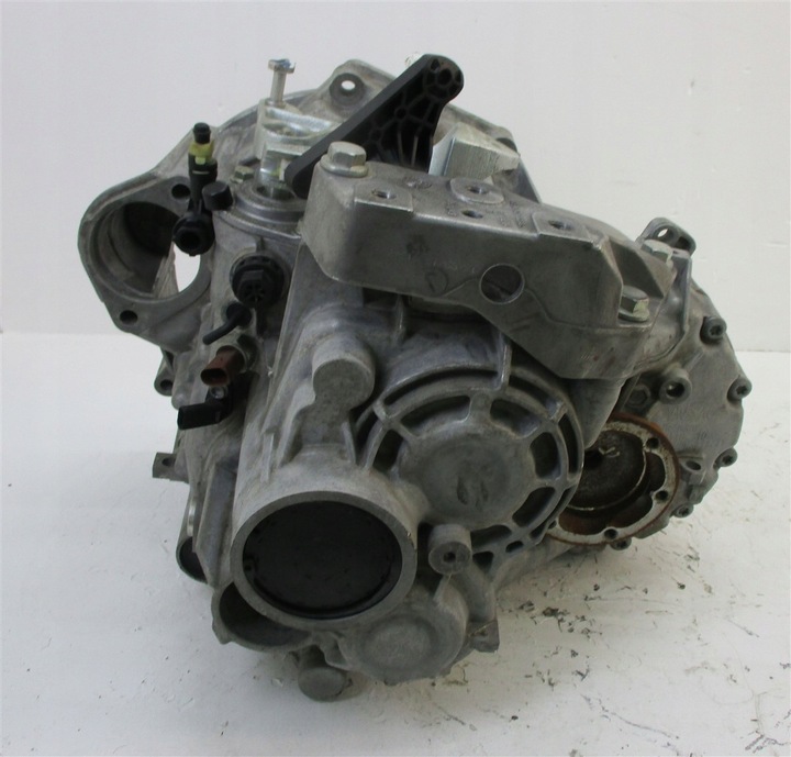 фото №7, Коробка передач коробки передач 6 механическая коробка передач tiguan ii 4motion 4x4 rax