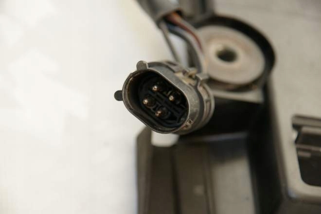 фото №8, Вентилятор радиатор кондиционера bmw z8 e52 4 pin