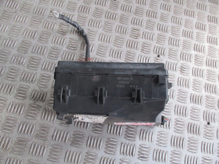 фото №5, Коробка предохранителей c-max 03-06 1.6 tdci