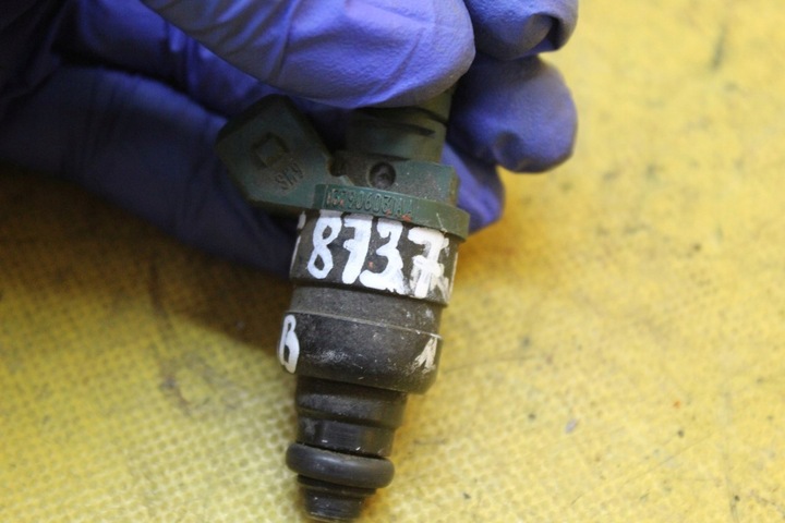 фото №7, Форсунка інжектор vw golf iv 1.6 b 037906031aa