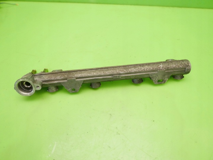 фото №1, Планка вприскувальний 036133319b vw golf iv 4 1.4 16v