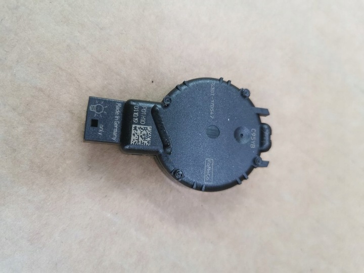 фото №2, Ford fiesta mk8 2017-19r. - модуль датчик дождя