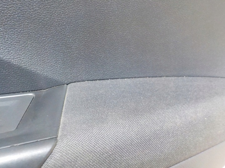 фото №5, Vw t-roc 2.0tsi дверна карта (обшивка) права зад 2ga867212b