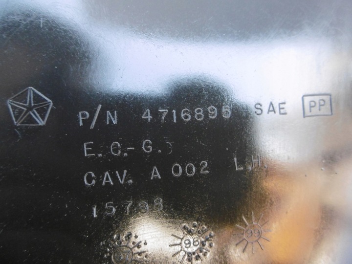 фото №6, Підкрилок ліве зад зад chrysler voyager 96-00 iii