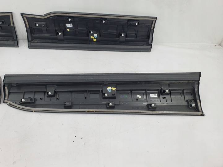 фото №4, Audi q7 4m0 15-19 планка двері лівий перед