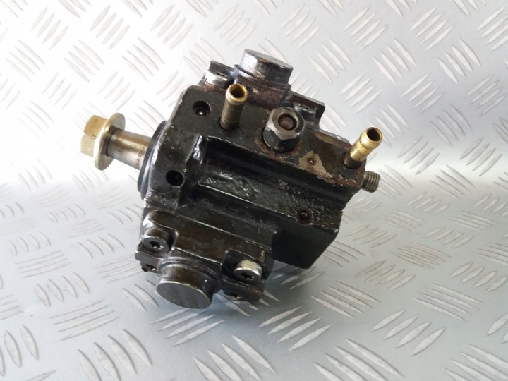 фото №1, Насос топливная впрыскивающий vectra c signum 1.9 cdti