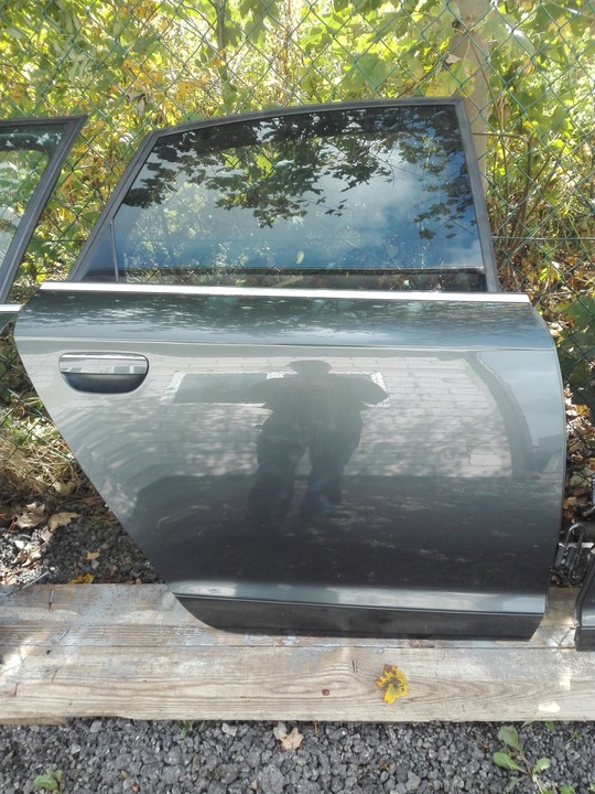 фото №1, Audi a6 c6 двері праві задні правий зад lz7s