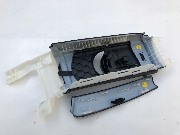 фото №5, Обшивка стойка "b" 8w6867243 v48 8w6853351 audi a5 s5 rs5 f5 8w купе
