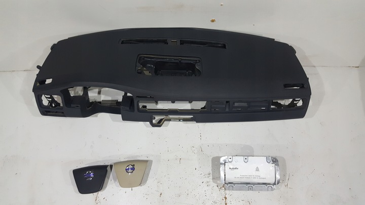 фото №1, Volvo v70 s70 панель консоль подушка безопасности подушки ремни