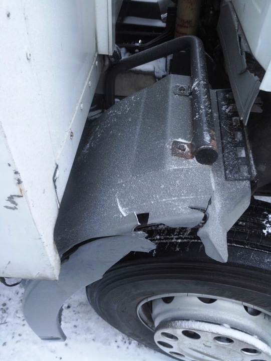 фото №1, Труба кріплення крила бризковик atego axor