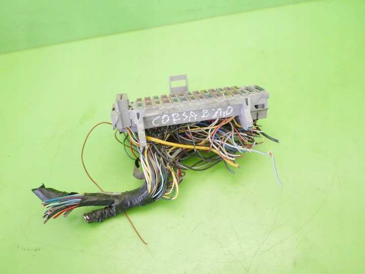 фото №5, Коробка запобіжників opel corsa b fl 1.0 12v 97-