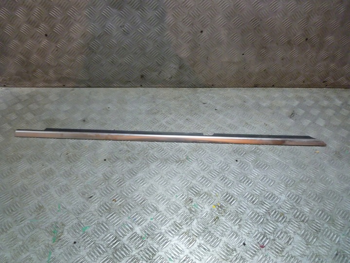 фото №1, Mercedes gle w166 планка хром двері лівий зад