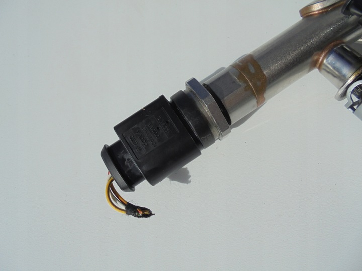 фото №11, Vw golf 7 vii 1.4 tsi планка вприскувальний 04e133320d