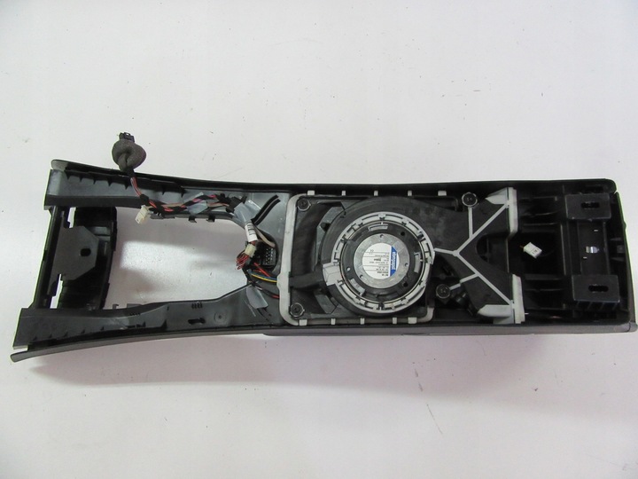 фото №6, Туннель панель воздуховод подлокотник mercedes w204