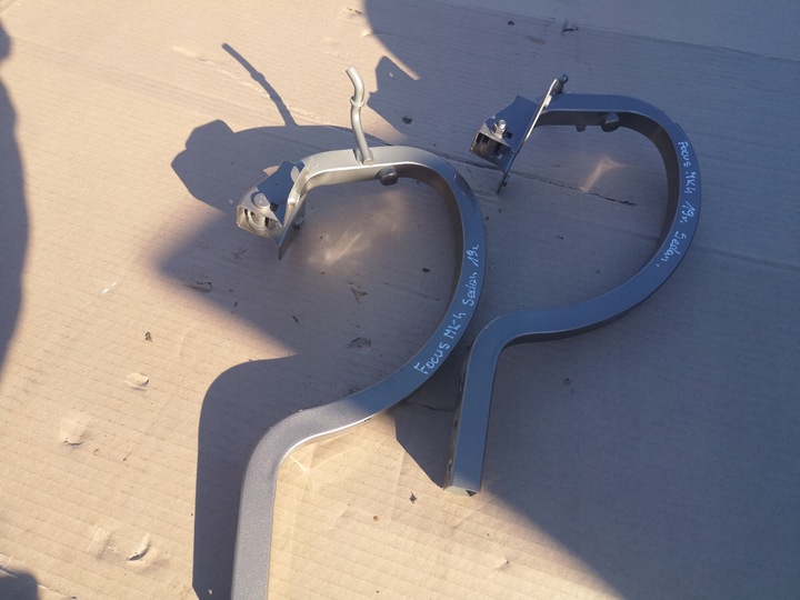 фото №1, Ford focus mk4 sedan петли крышки багажника