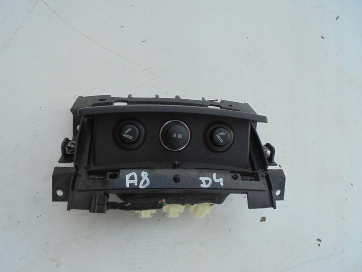 фото №1, Розетка прикуривателя зад audi a8 d4