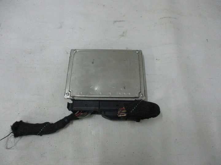 фото №4, Блок управления двигателя audi a4 b7 8e0 909557r