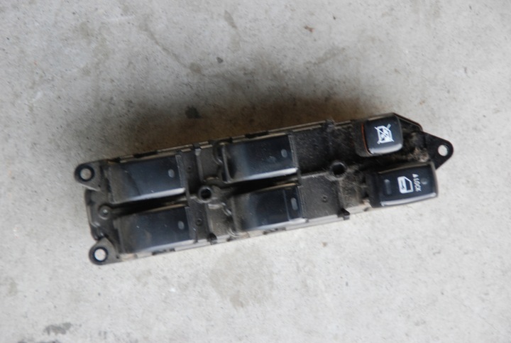 фото №1, Переключатель стекло левый перед lexus is ii 05-11r