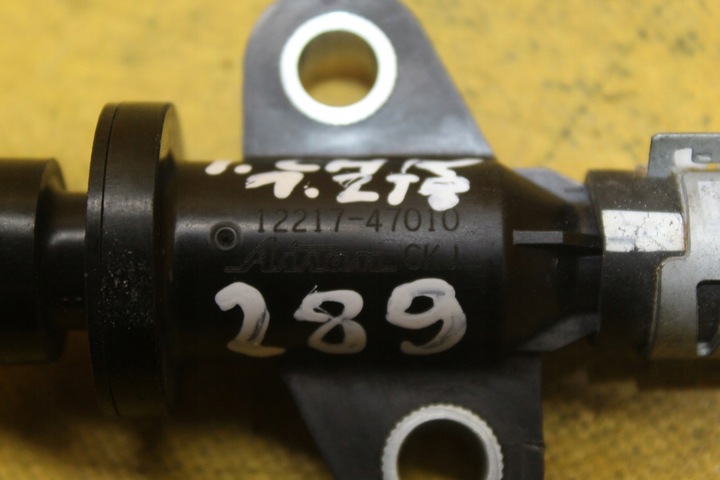 фото №6, Штуцер клапан toyota c-hr 1.2 tb 12217-47010