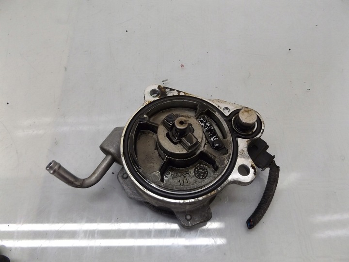 фото №2, Corolla e12 1,4 d4d vacu