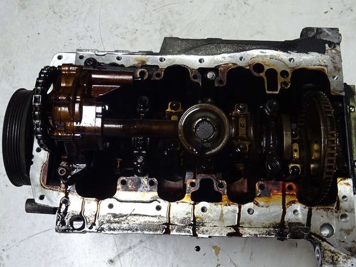 фото №5, Vw beetle двигатель 1.6 bfs стойка dół блок touran