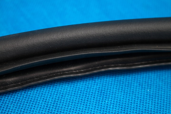 фото №7, Audi оригинальный номер 8x4833722b прокладка дверь