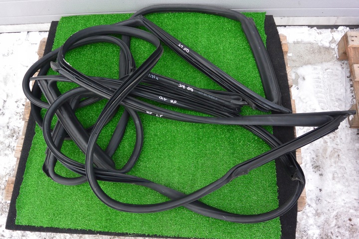 фото №1, Maserati quattroporte vi прокладка дверь