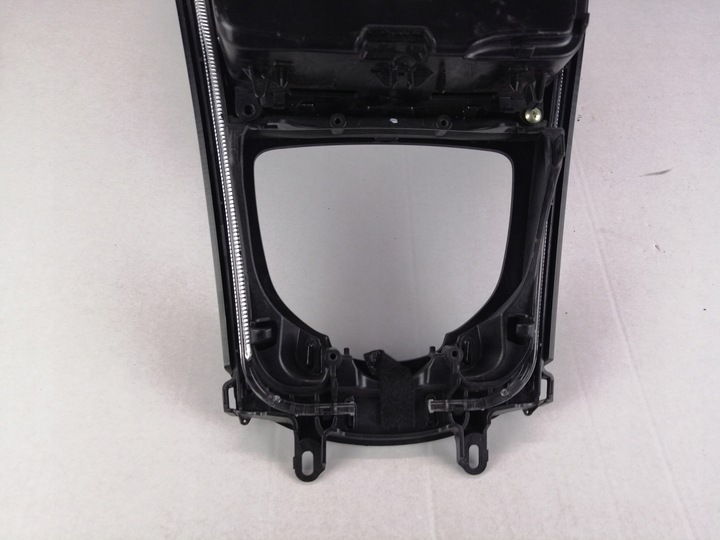 фото №6, Mercedes w205 панель тунель середній amg