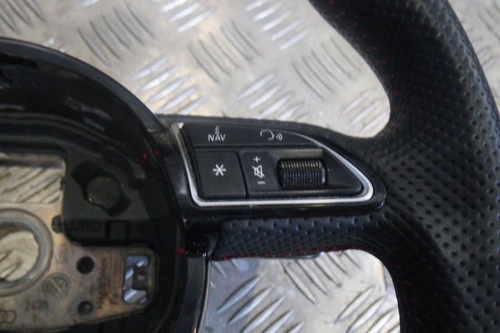 фото №7, Руль кожа audi a6 rs6 4g красная nic r159