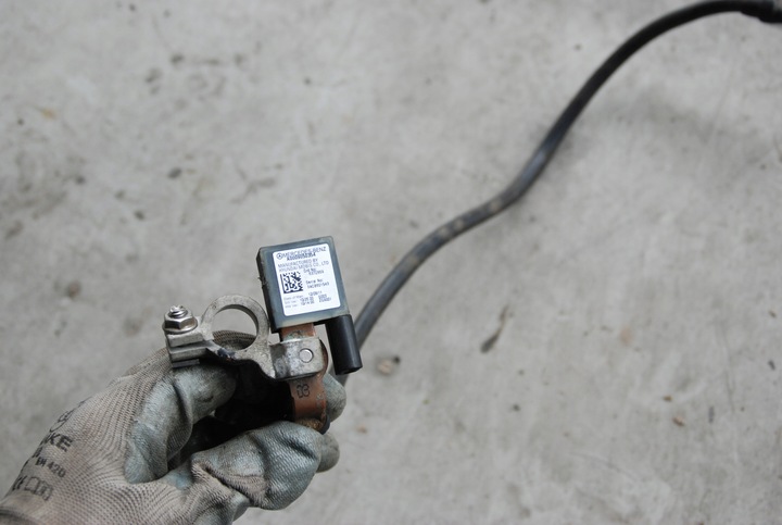 фото №1, Mercedes w207 клемма минусовая a0009050354