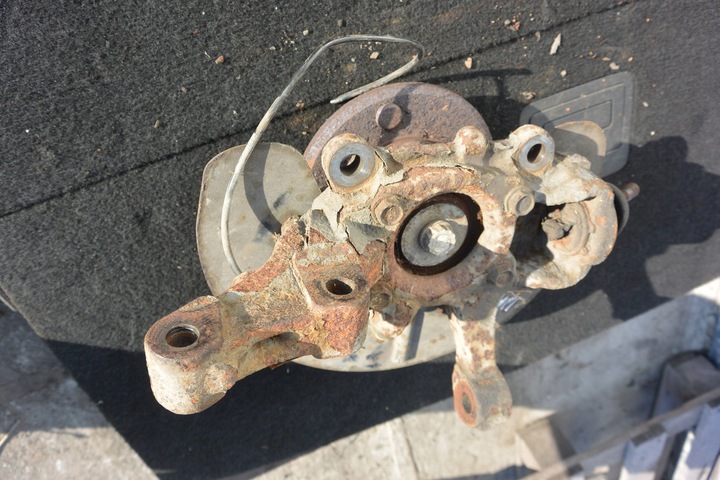 фото №12, Поворотна опора перед права ліва journey freemont