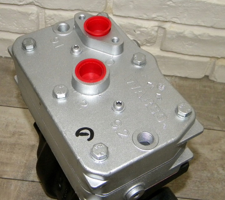 фото №13, Компрессор sprężonego воздуха, объём 442cm-, количество цилиндров: 2,