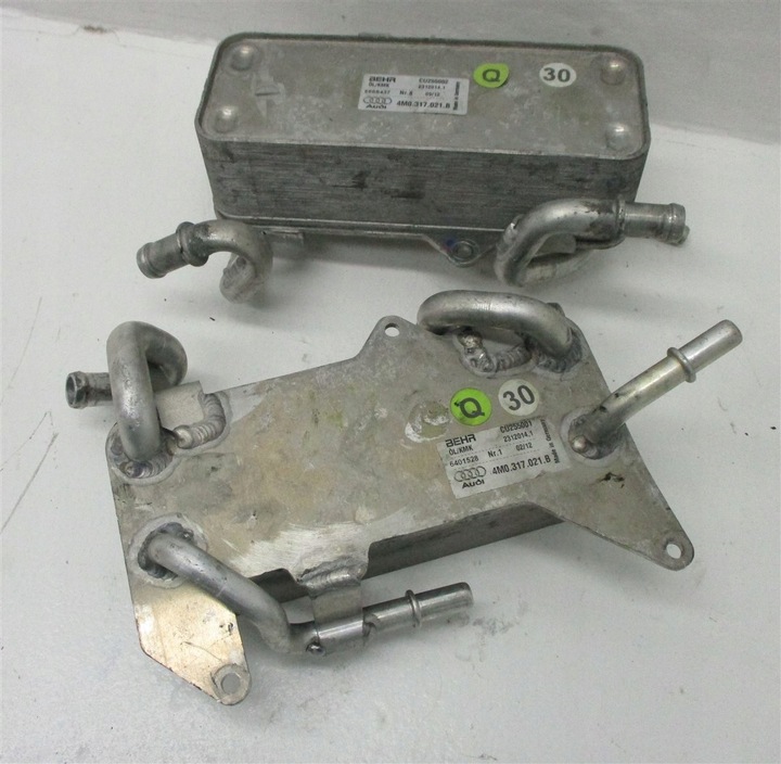 фото №1, Радиаторов масла audi q7 4m ii 3.0 tdi 4m0317021b