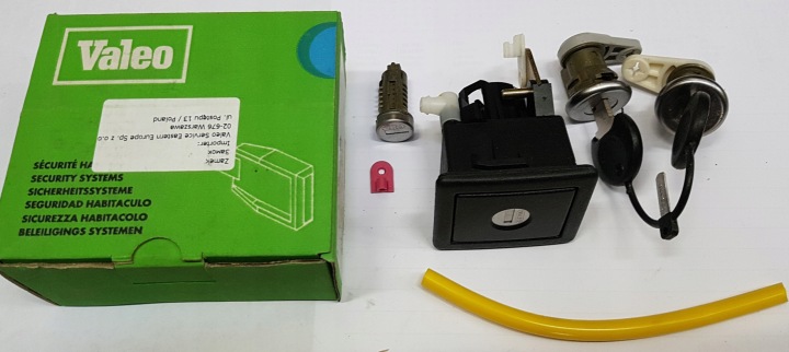 INSERTS SERRURES PORTES RENAULT RAPID EXPRESS 7701203559