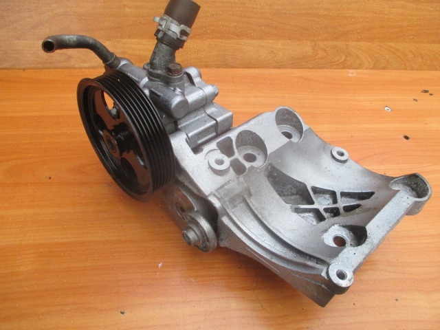 фото №5, Opel insignia astra j zafira c 2.0 cdti кронштейн генератора основа 532274354