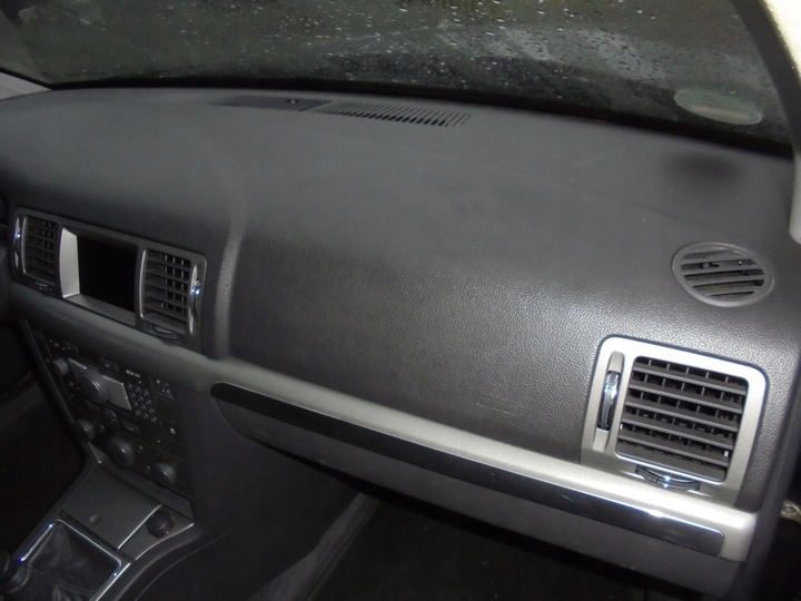 фото №1, Signum vectra c 2006 r lift-konsola ,2 подушки