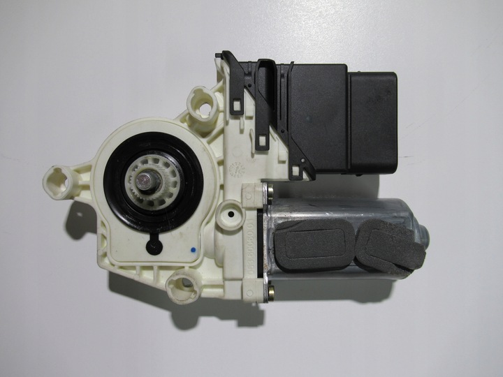 фото №1, Моторчик стёкла правые зад altea 5p0839402