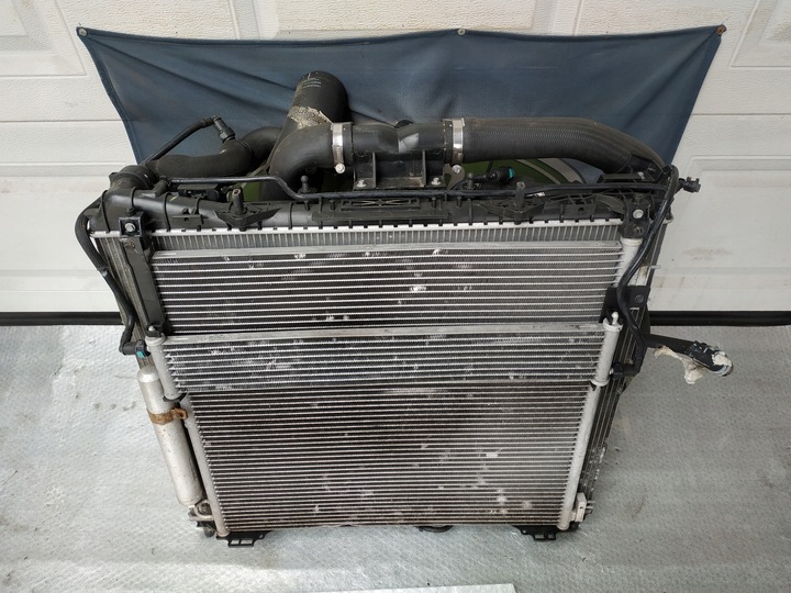 фото №3, Range rover sport l494 3,0 шланг охолодження