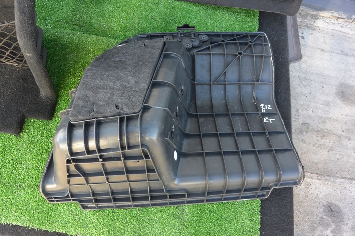 фото №6, Боковина шумоізоляція багажник mercedes w212 універсал kpl