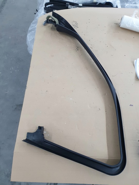 фото №3, Захист стійка двері evoque bj32-20905 bj32-20904