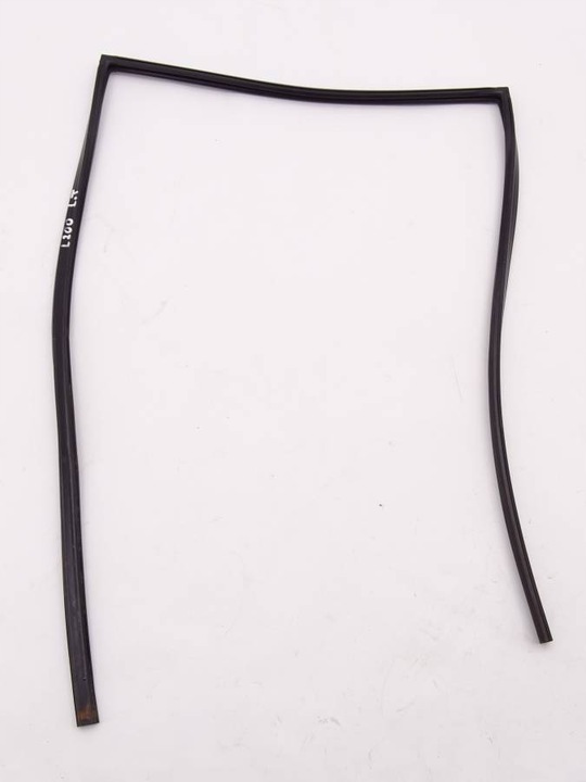 фото №1, Mitsubishi l200 96-06 прокладка двері ліва зад 4d